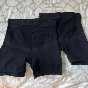 Maternity spandex shorts purchased from Amazon.